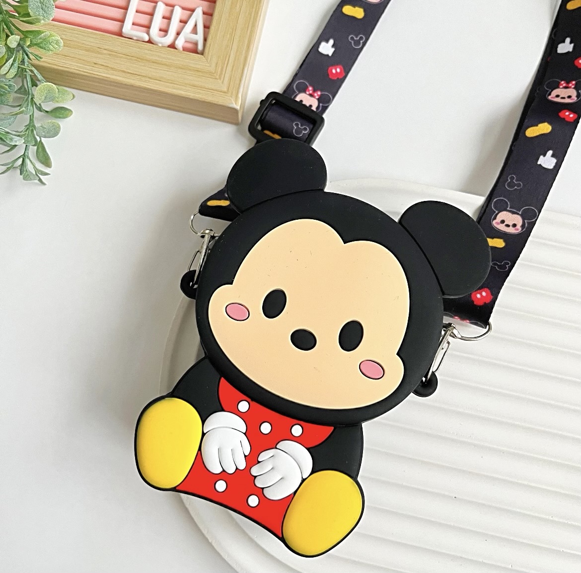 Mickey%20mouse%20figürlü%20mini%20çanta%20adet