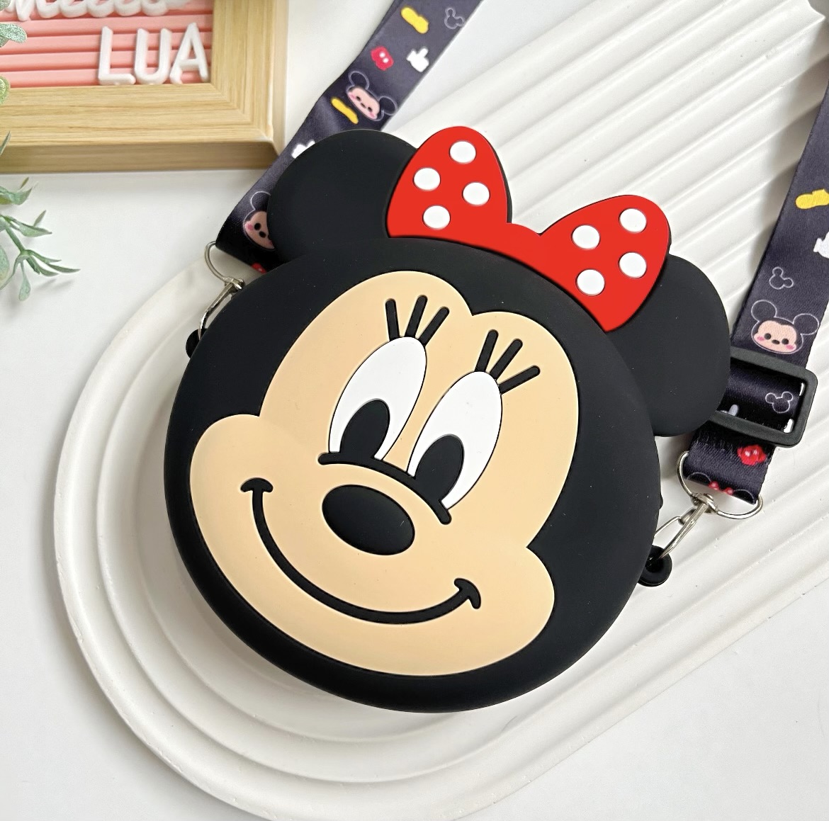 Mickey%20mouse%20figürlü%20mini%20çanta